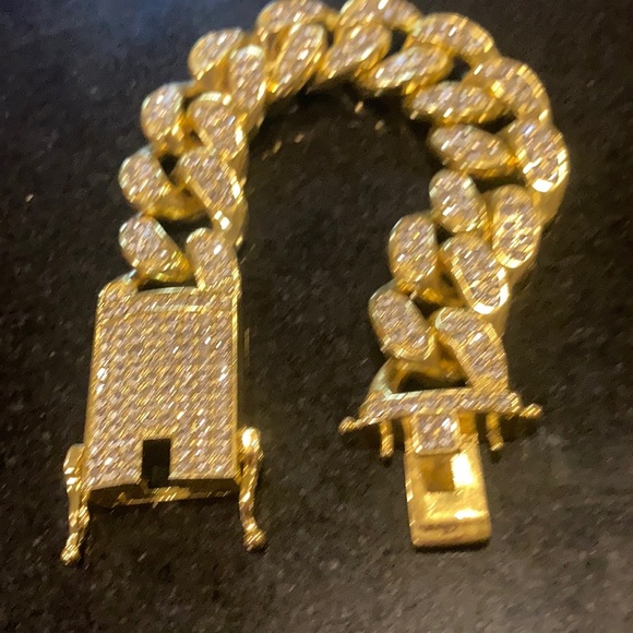 Cuban link bracelet - Picture 2 of 2